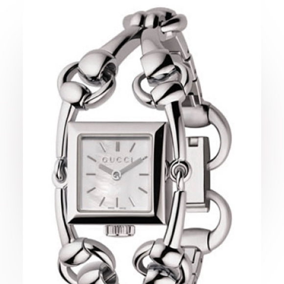 💎 GUCCI SIGNORIA Watch White Face NWOT VINTAGE Y2K 💎 - Picture 2 of 5